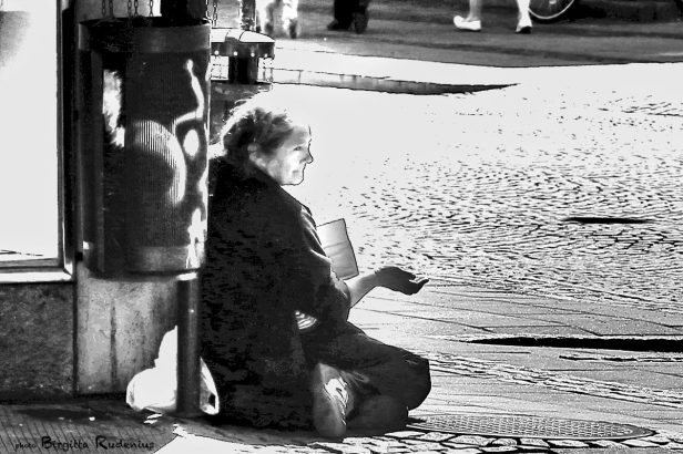 people_20130606_beggar2